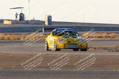 media/Nov-13-2022-GTA Finals Buttonwillow (Sun) [[d9378ae8d1]]/Group 1/Sunset (355pm)/